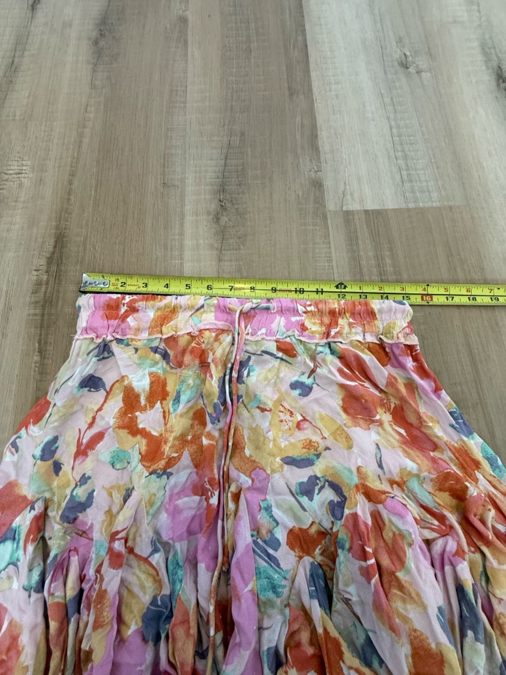 Vici Floral Ruffle Mini Skirt Size Large - Picture 4 of 6
